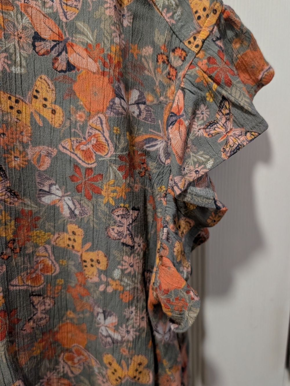 Frye & Co Floral Ruffled Button-Front Blouse Size XXL - Picture 5 of 7